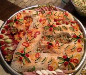 huzarensalade-luxe-opgemaakt.jpg